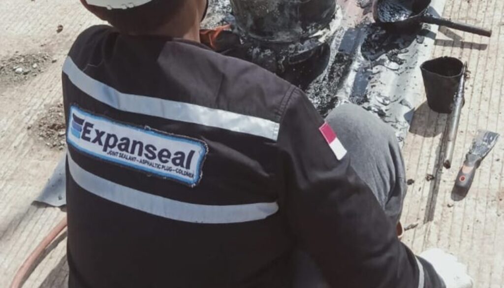 Expanseal100_4_frame